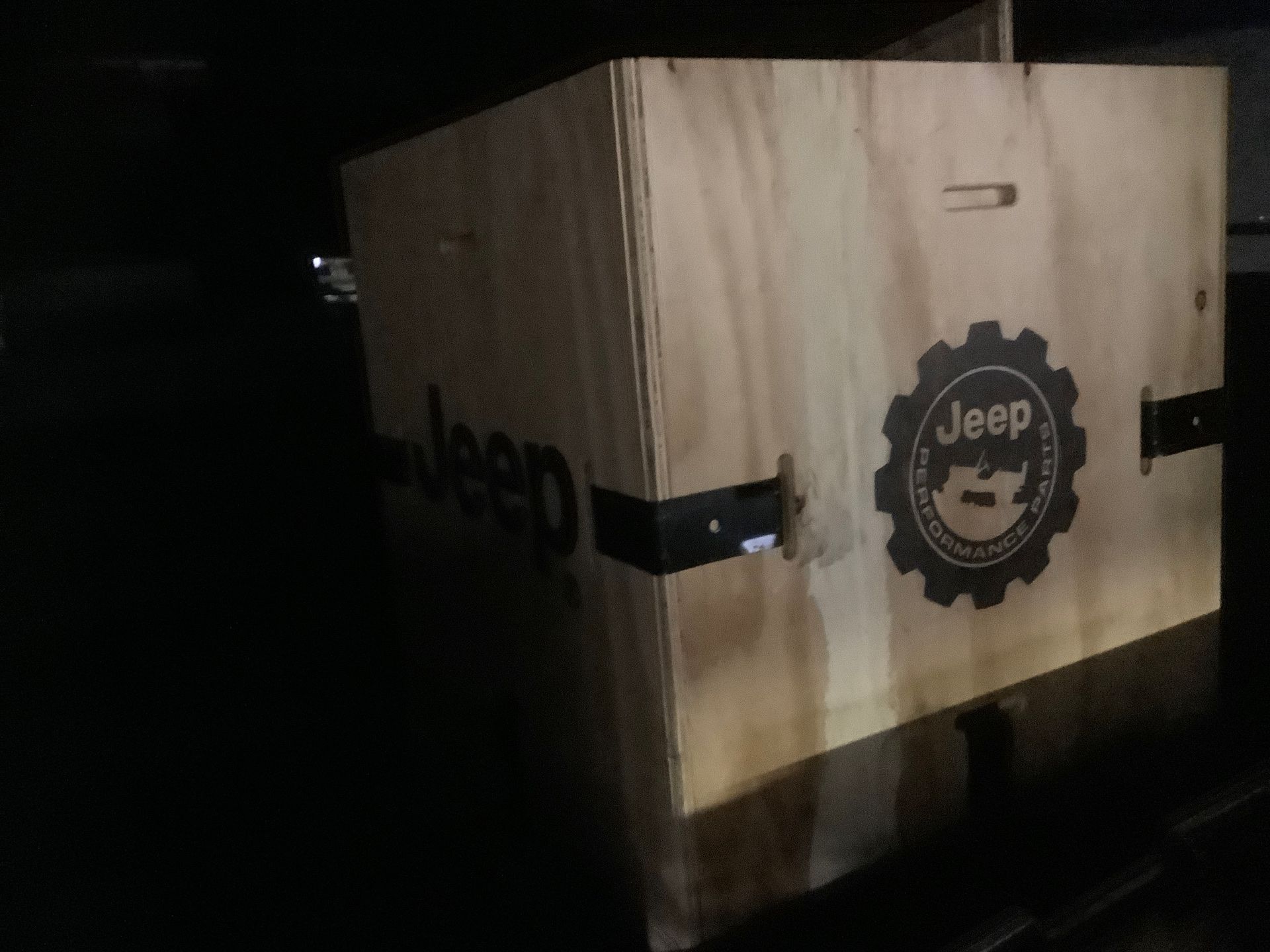 Jeep crate