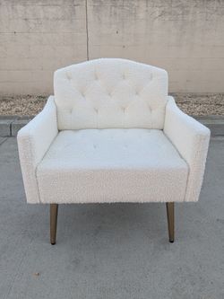 Cream Boucle Tufted Accent Chair