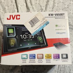 JVC - 6.8" Android Auto/Apple CarPlay/ CD/DVD/DM
