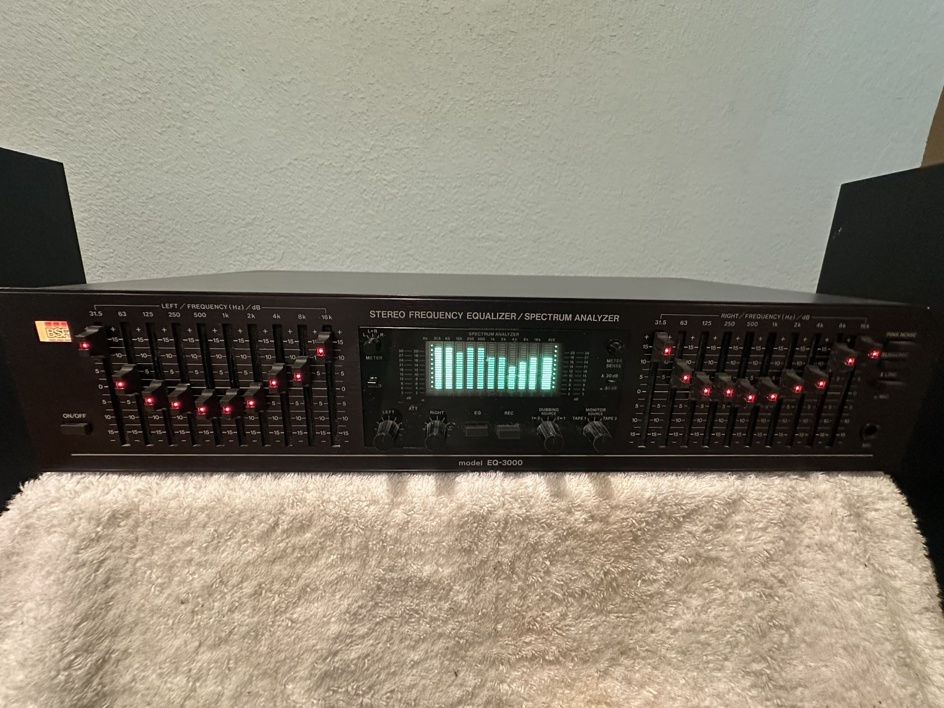 BSR EQ-3000 Graphic Equalizer Spectrum Analyzer. MADE IN JAPAN