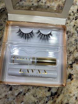 Lavaa Los Angeles Luxury Faux Mink Lashes & Glue Set