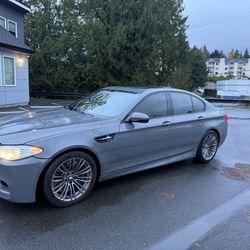 2013 BMW M5 