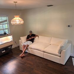 Cozy Couch 