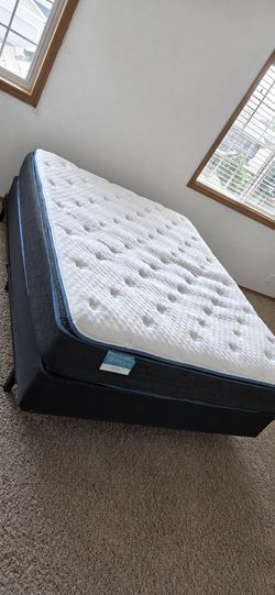 Queen Sleepys 11" Pillowtop Mattress, Boxspring and Metal Bed Frame