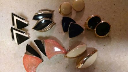 Vintage enamel earring colection