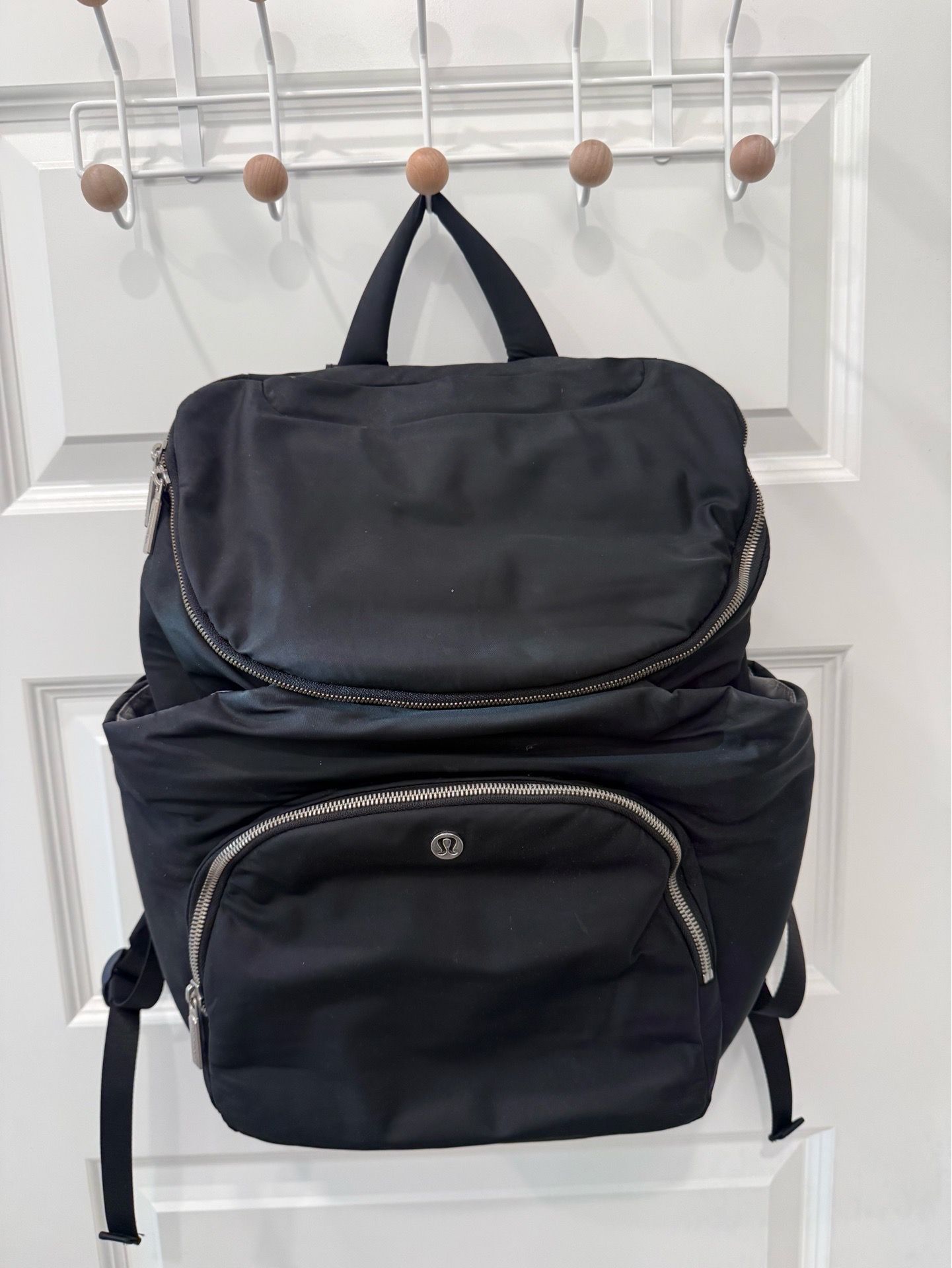 15l travel backpack Db quarters of the way Variant:Sandstone Pink Edison Scratch-Resistant Crossgrain Leather Cettire Style:  NF0A8EEWD