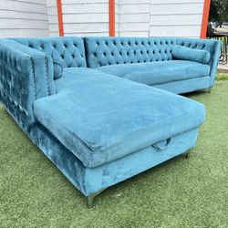 Sectional sofa