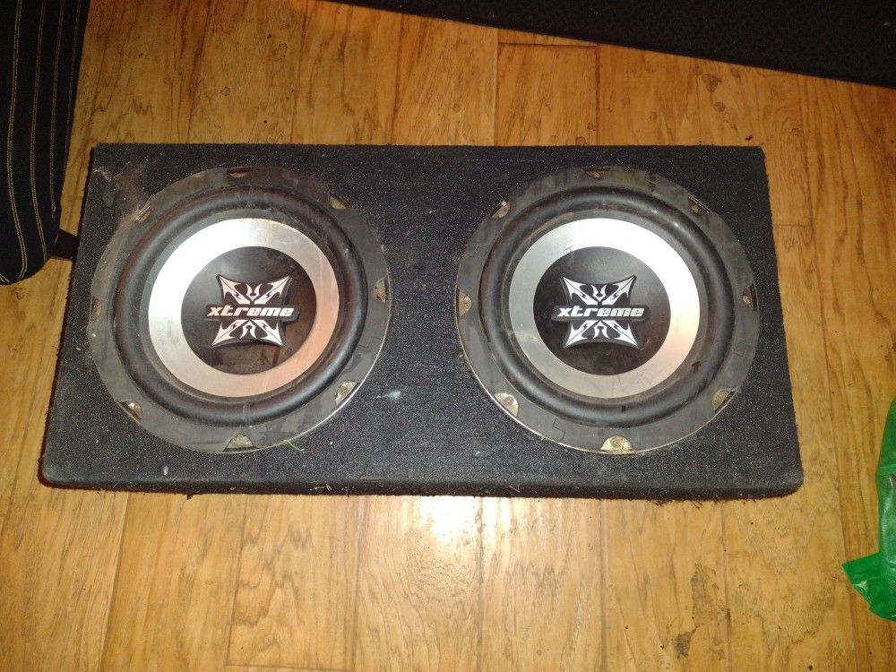 2 10" Subs in box