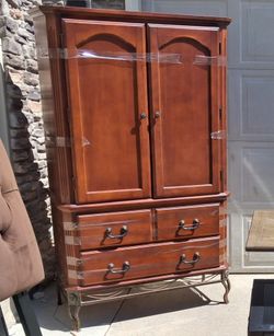 ✨ Stunning Traditional Cherry Wood Armoire ✨