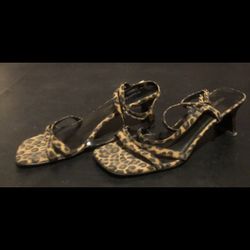 Women’s 1990s Hillard & Hanson Heels Size 9