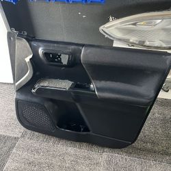 2020 Toyota Tacoma Door Panel