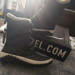 Sorel New Size 7.5