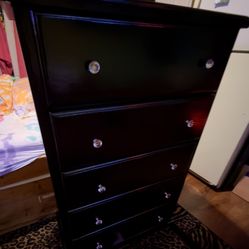 BlackCRYSTAL  KNOB DRESSER