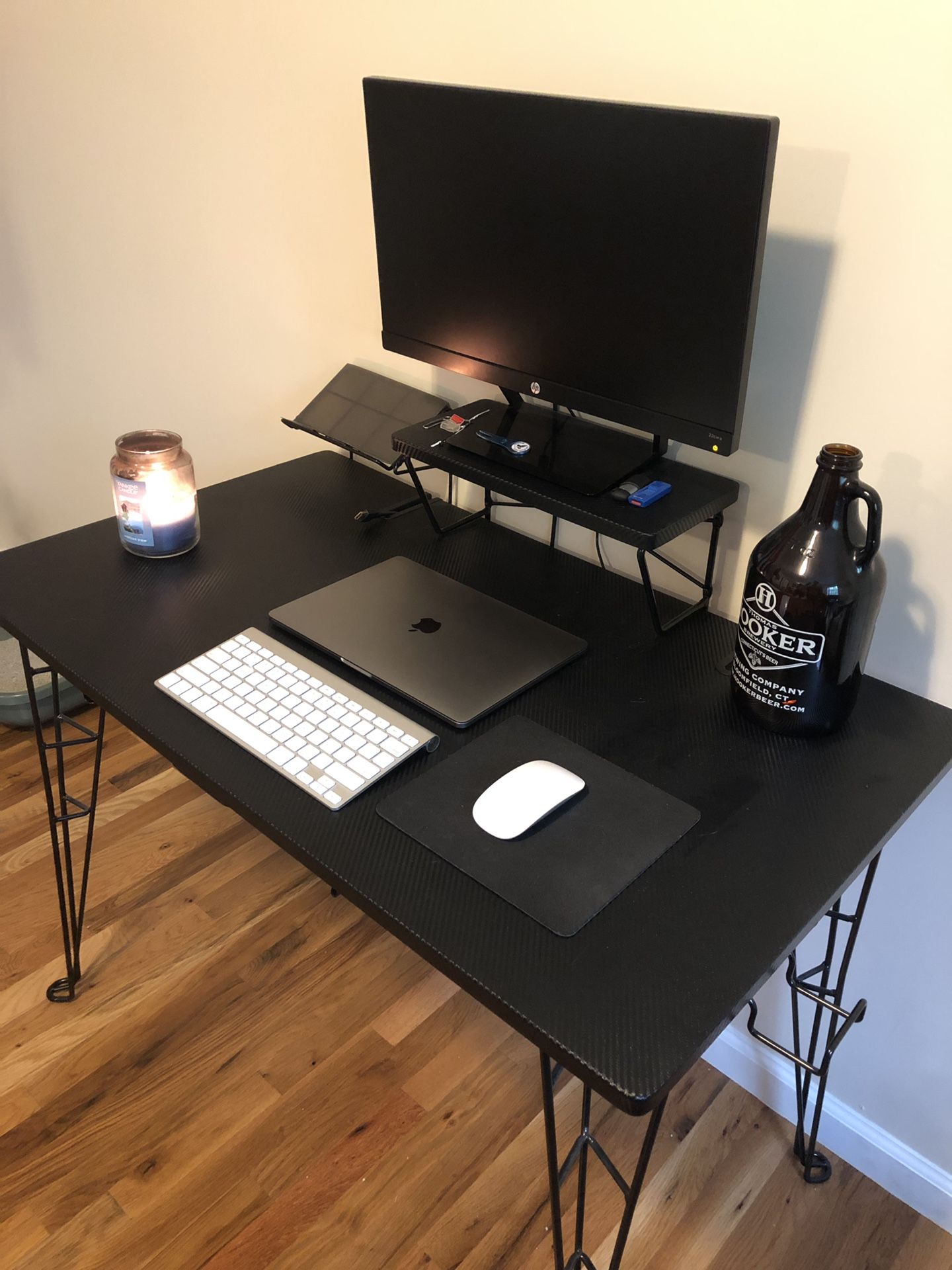 Carbon Fiber Computer Desk for Sale in Farmington, CT OfferUp