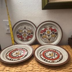 JUEGO DE PLATOS ANTIGUOS DE PORCELANA FILETEADA 