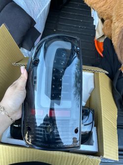 back tail lights for 1(contact info removed) Toyota Tacoma