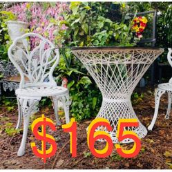 $165 Bistro Set of Mid century Table Russel Woodard and 2 cast aluminum Tulip 🌷 chairs both