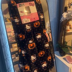 Hello Kitty Halloween blanket