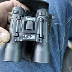 Bushnell  10x25  Power Binoculars 