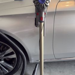 Dyson Vacuum Cleaner 