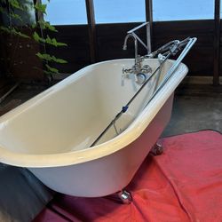  Cast Iron Claw Foot Tub With Full Shower And Shower  Wand 