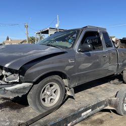 1999 Mazda B3000 For ** Parts Only**