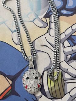 GLD Pendent & Chain