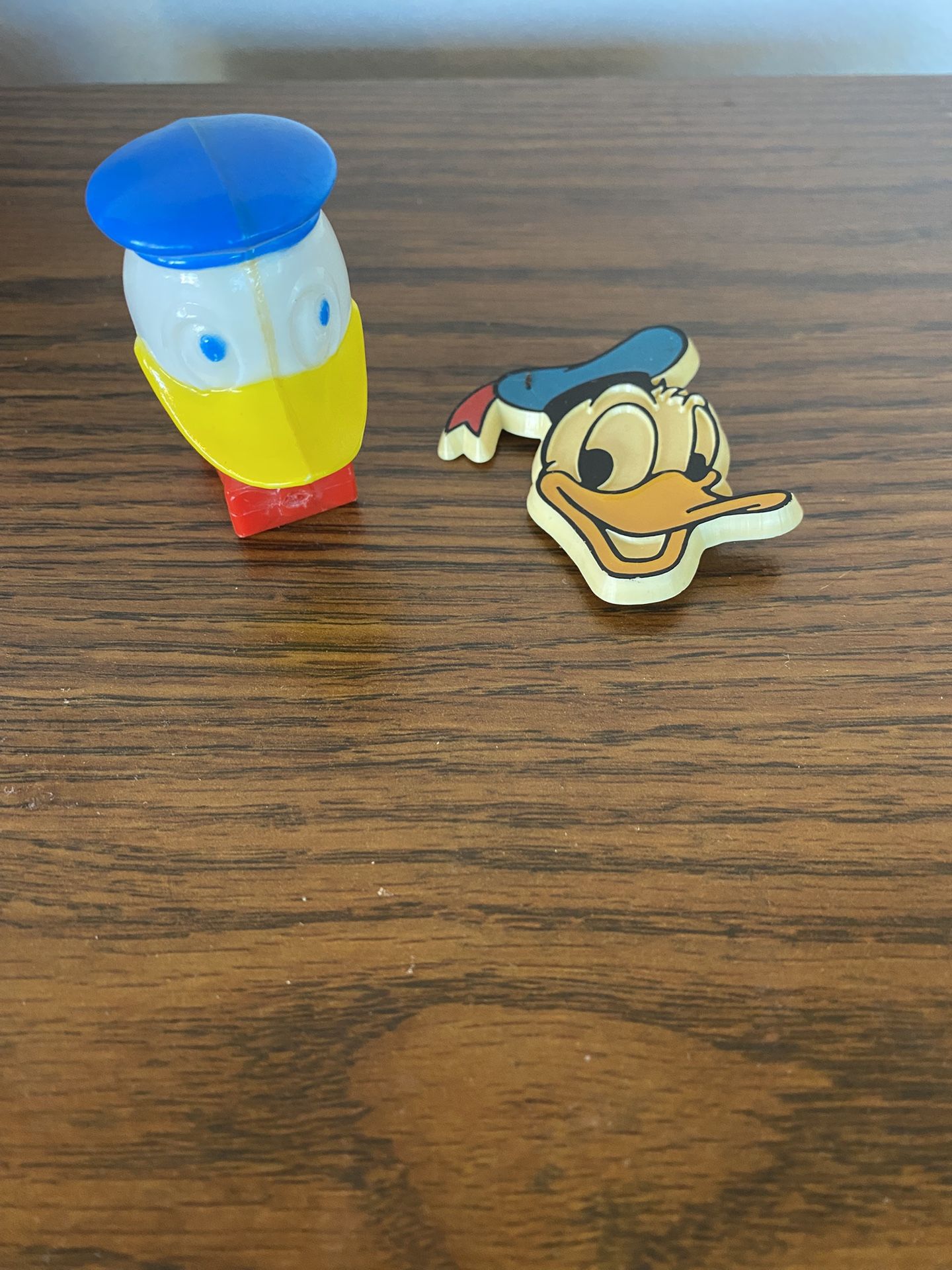 Donald Duck Nightlight & Plastic Pin (Only $5 to Get Both)