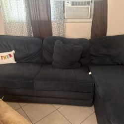 Couch With Pull Out Bed