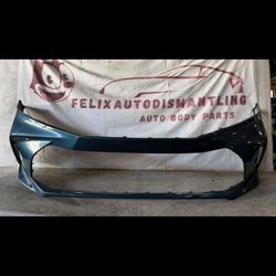 2025-2026 Toyota Camry LE Front Bumper Cover OEM used
