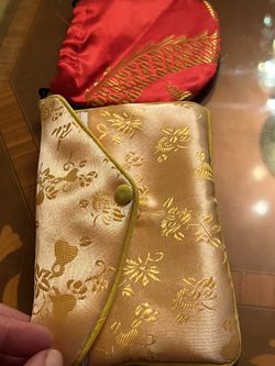 Silk Pouches 4/5 X4 Red One Gold One Is 6/5X4  