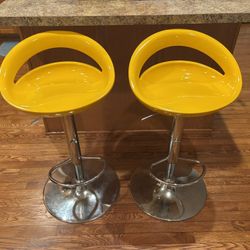 2 Plastic and Metal Bar Stools