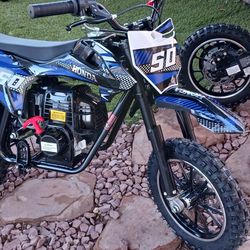 Kids HONDA  Dirt Bikes - Gas- 25 Mph  And Electric Motocycle