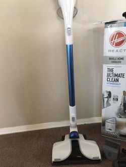 Vacuum hoover