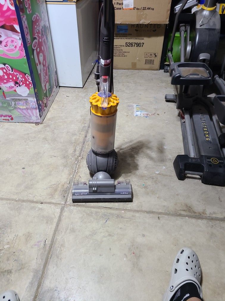 Dyson Vacuum
