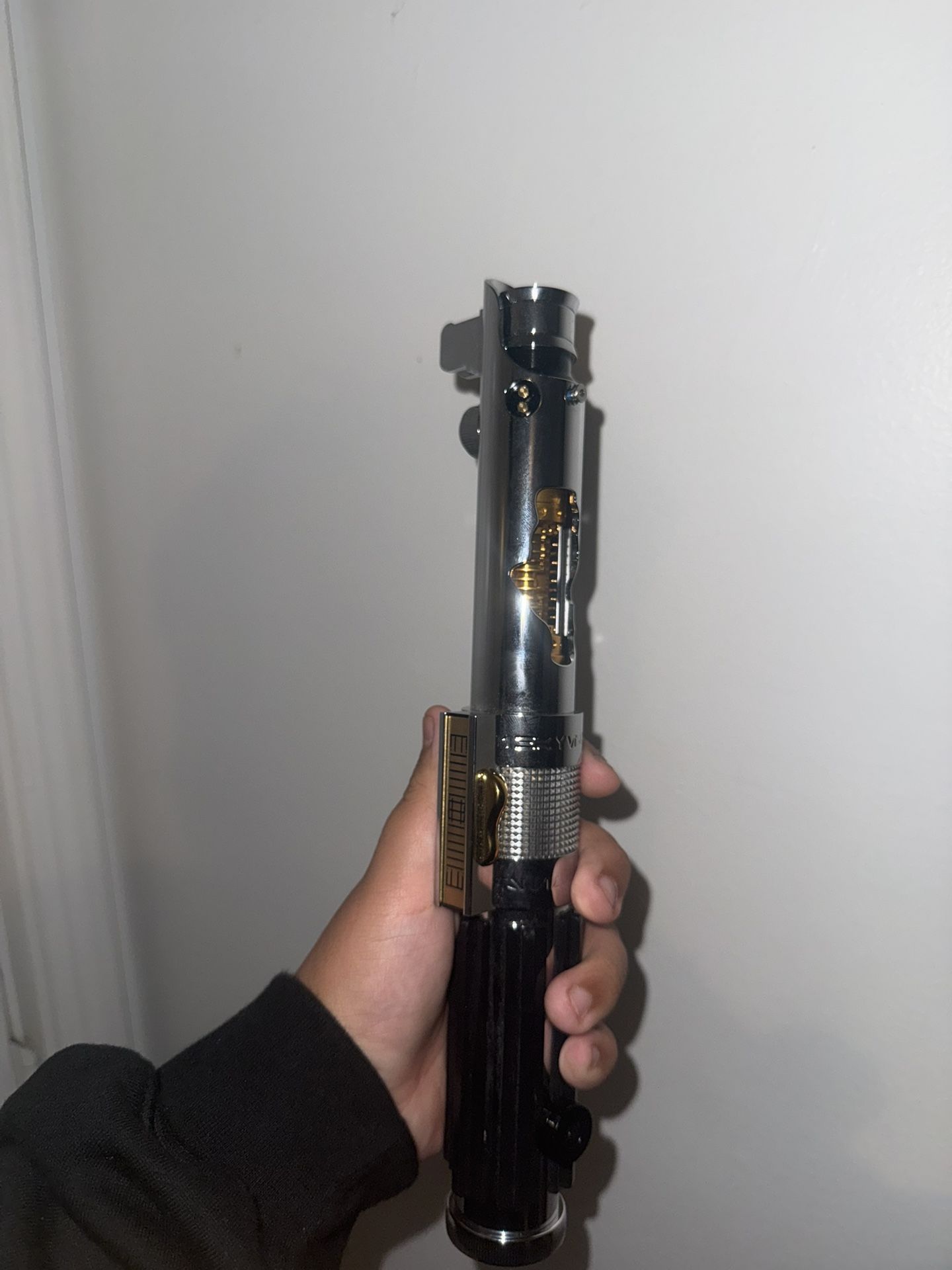 Anakin ep 3 lightsaber exposed kyber Kristal Xenopixel 4