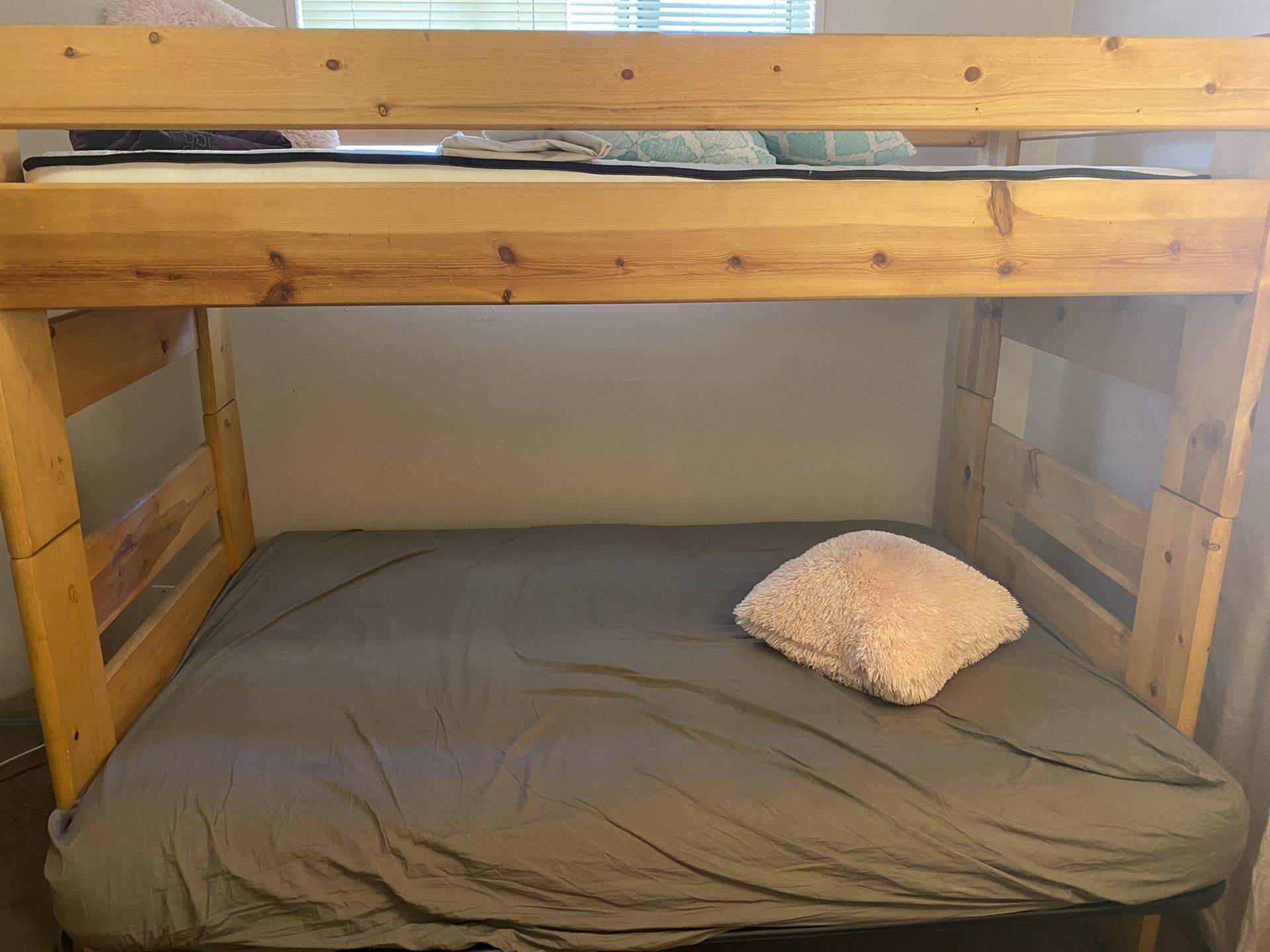 Bunk bed