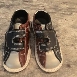 Kid Bowling Shoes Size 7