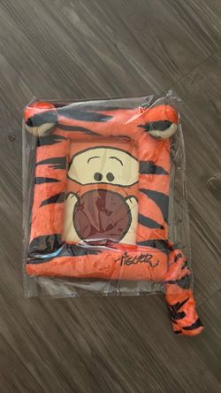 Disney Parks Winnie The Pooh Tigger Plush 4x6"  Picture Frame New