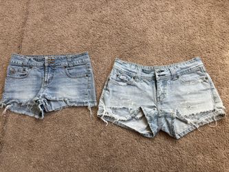 Women’s Size 7 Shorts 