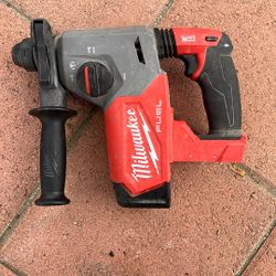 Milwaukee Brushless Fuel Rotary Hammer 