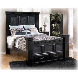Queen Bedframe 