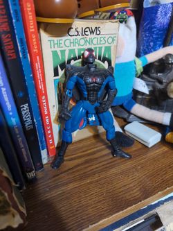 Marvel Shape Shifters Spider-Sense Spider-Man Transforms into Spider-Bat Figure