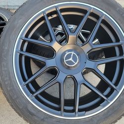 22" MERCEDES BENZ GWAGON Wheels With GENERAL Tires