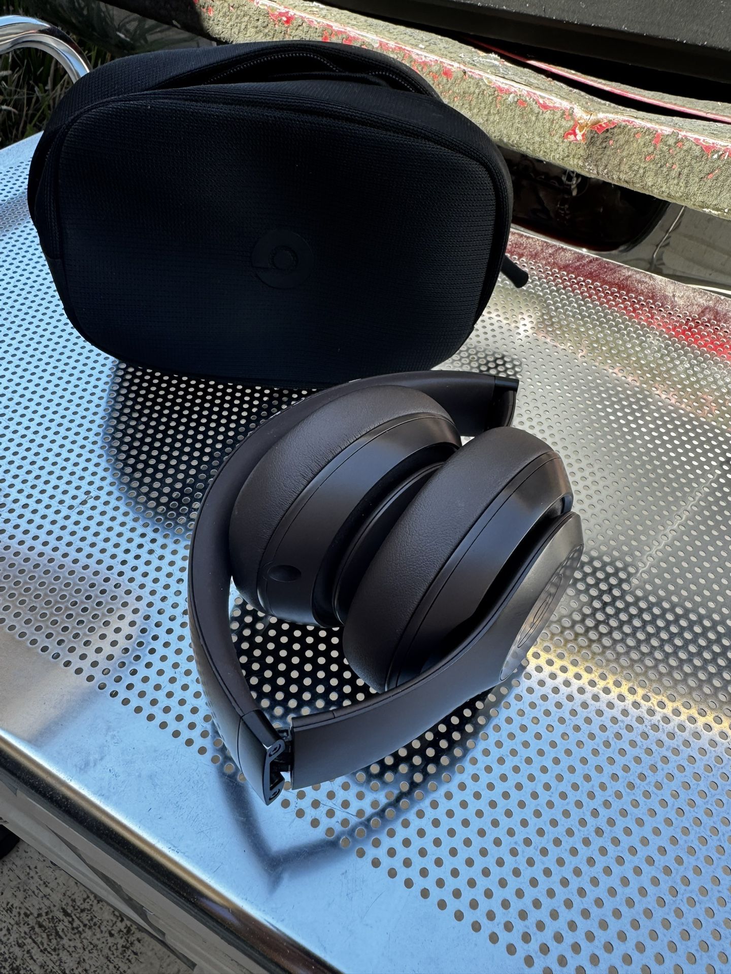 Beats Studio Pro Bluetooth Wireless Headphones