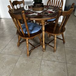 Dining Room Set And Chair 