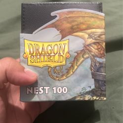 Dragon Shield Deck Box