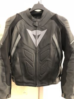 Motorcycle Dainese Leather Jacket Avro D1 Size 54 Euro (44 USA)