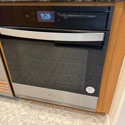 Whirlpool 30” Built-In Wall Oven — Installed, NEVER Used