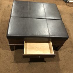 Coffee table/Seat/Ottoman